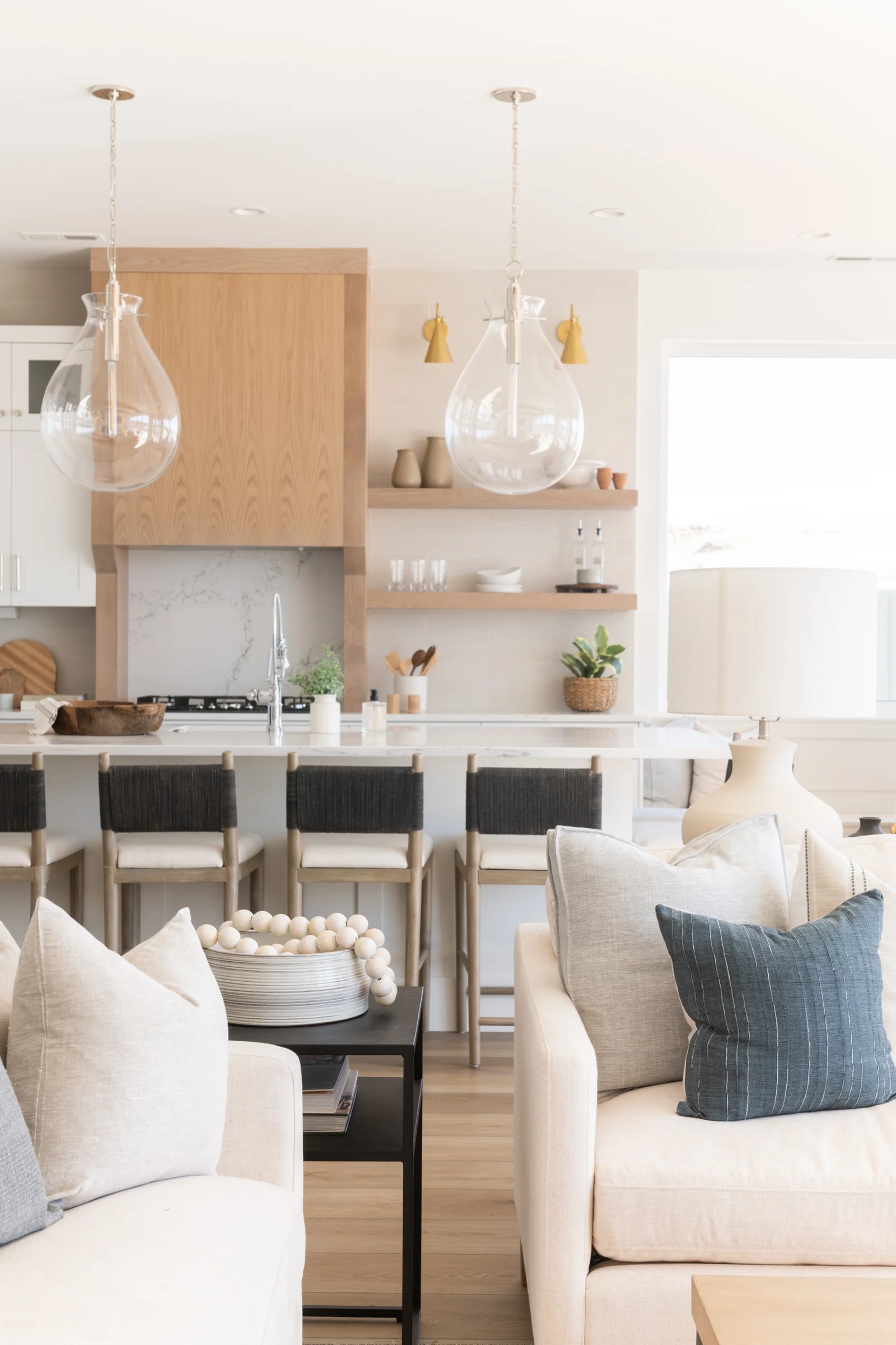 Ivy Pendant Light by Hudson Valley