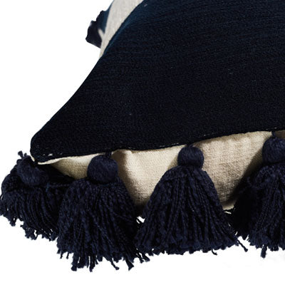 Village Blakely Cushion