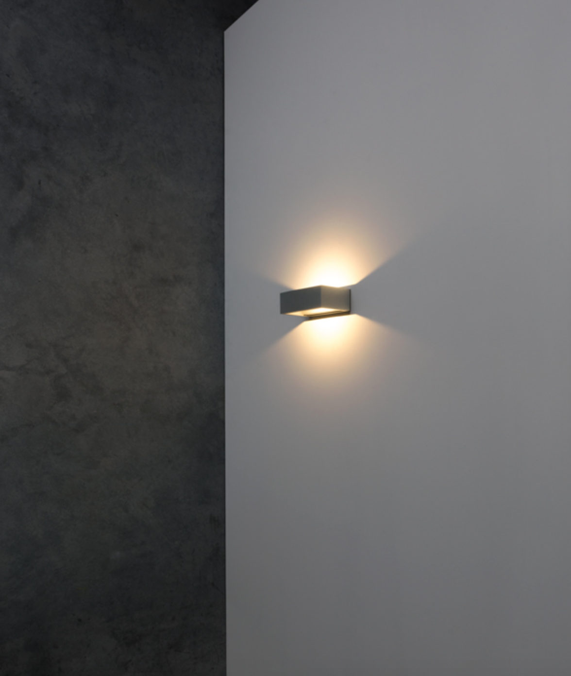 Black wall spotlight deals