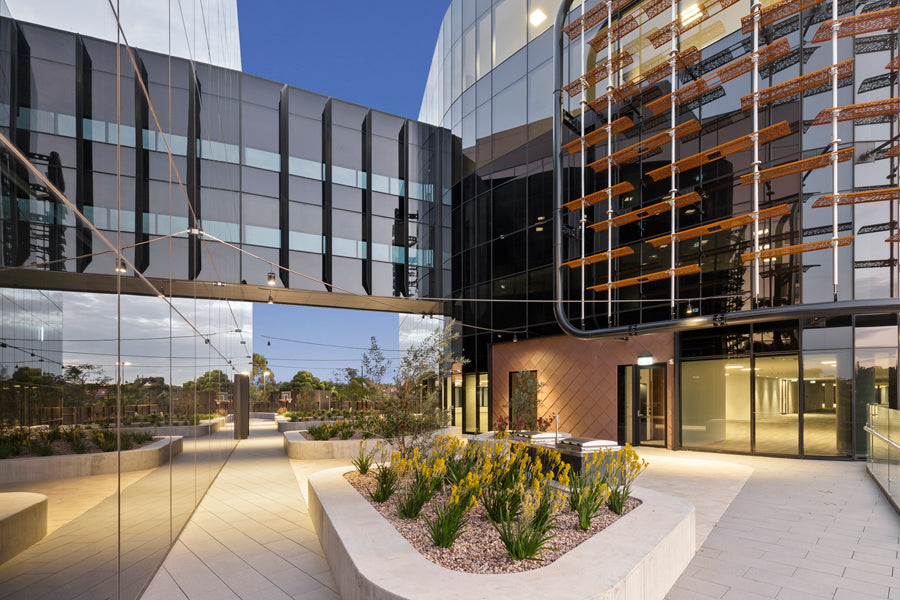 Emerald 5W 4000K Black Spike Spotlight