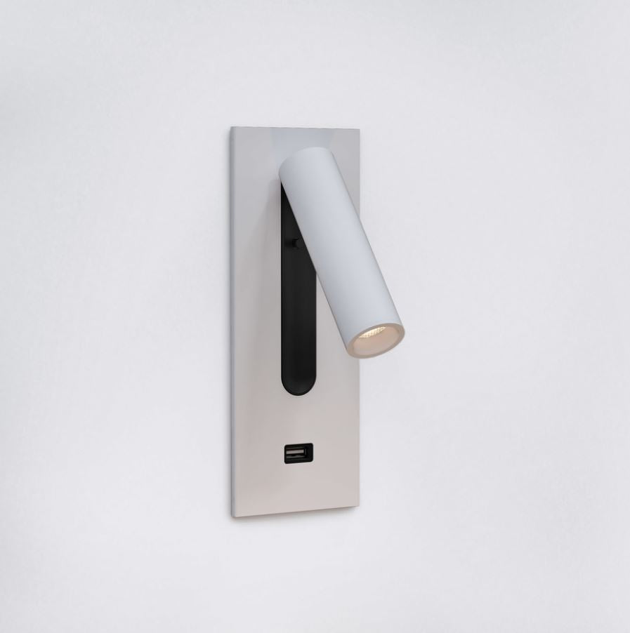 Fuse 3 USB White Wall Light